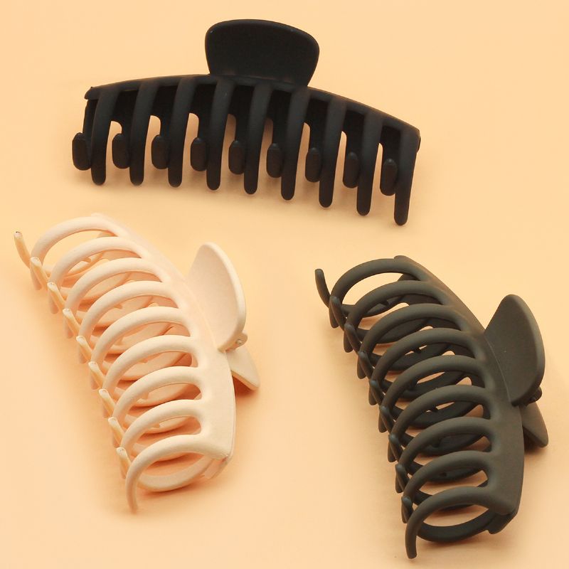 Big Hair Claw Clips Matte Muoviset Hiuskynsi Liukumattomat Isot Naisten Tytöille